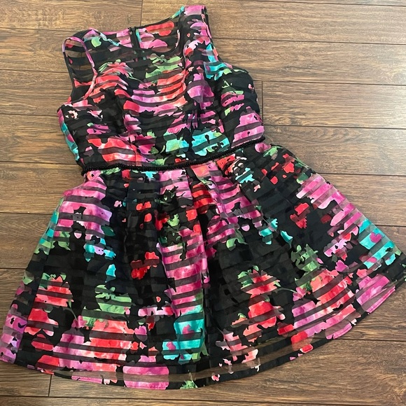 Super Fun Tahari party dress - Picture 1 of 5